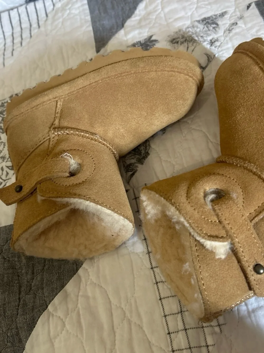 BearPaw Kids Suede Shearling Boots - Tan